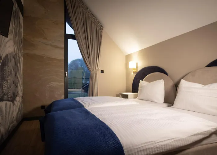 Widokownia Bukowinki 2 *